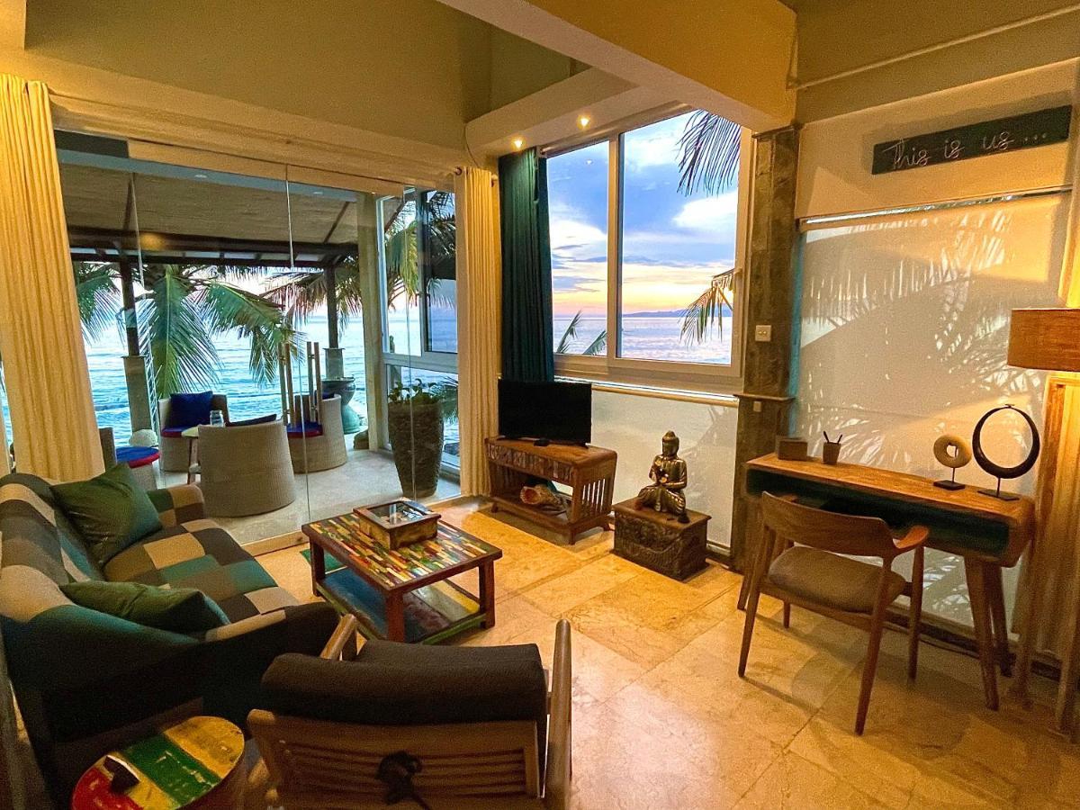 Ocean Suite By A&J - Exceptional Beachfront Apartment - Candidasa Luaran gambar