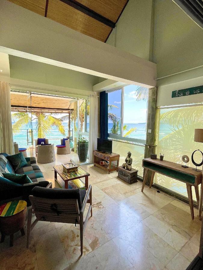 Ocean Suite By A&J - Exceptional Beachfront Apartment - Candidasa Luaran gambar